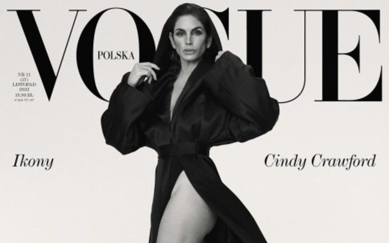 56-year-old Cindy Crawford graced the cover of Vogue in a bold way